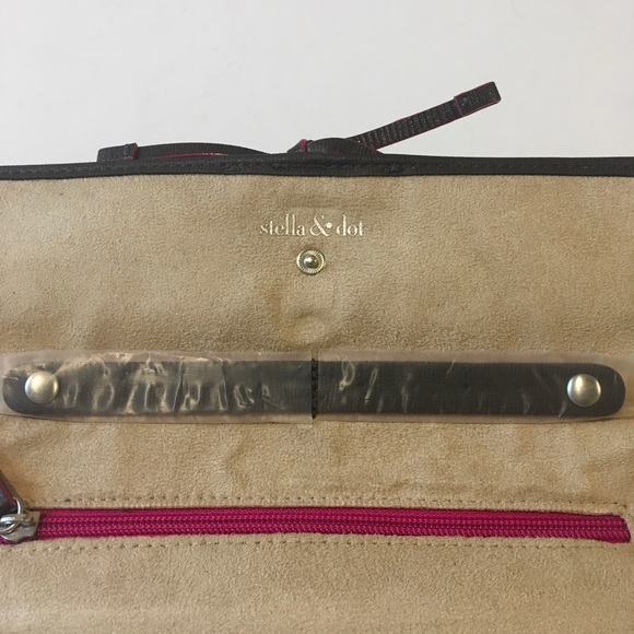 Stella and Dot jewelry traveler - Picture 4 of 5